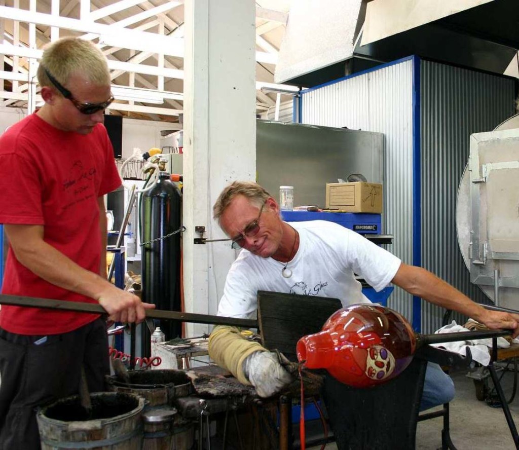 Ossie and Ola Hoglund cropped